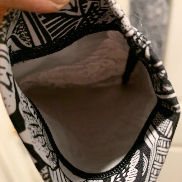 Lululemon~ NWOT!!~ Yoga Pants - Picture 8 of 16